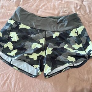 Lulu speed 4”Camouflage Athletic Shorts